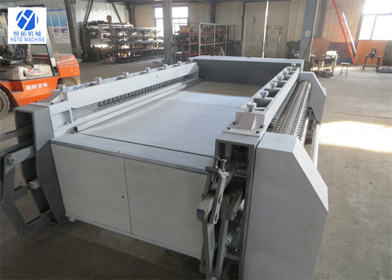 2.0mm Plc Düğümsüz Balık Ağı İmalat Makinesi Uv Dayanıklı Örgü Genişliği 370cm